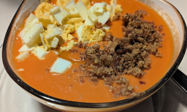Gazpacho y salmorejo: sabores del verano en España