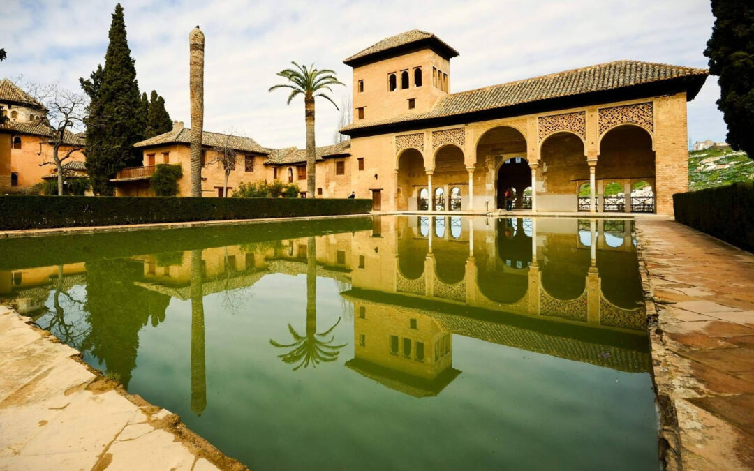 Granada: un viaje entre historia, arte y flamenco