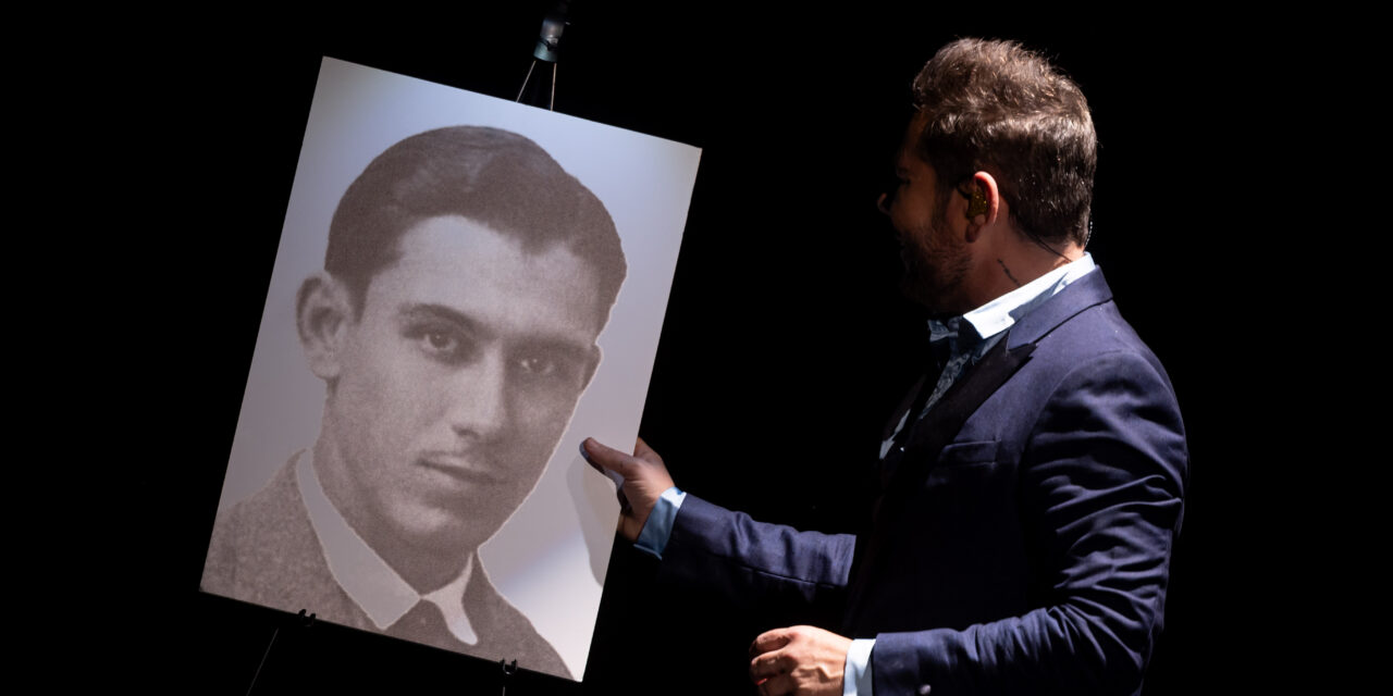 Miguel Poveda inaugura en Málaga los actos del centenario de la Generación del 27