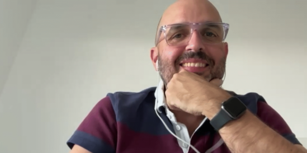 Entrevistamos a David Leiva: De “Fuente Victoria” a “12 Flores”